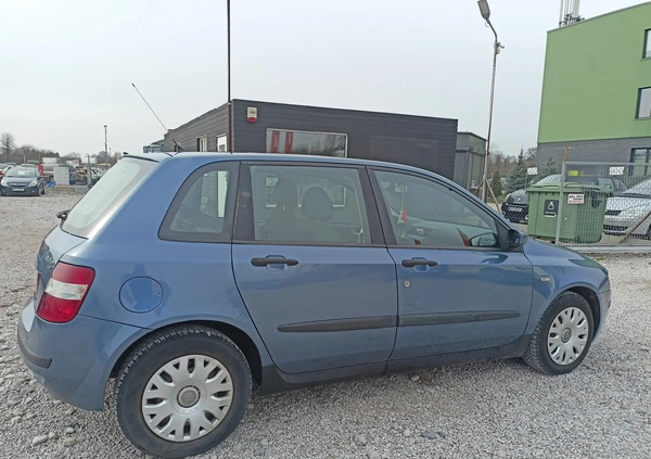 Fiat Stilo cena 3900 przebieg: 158000, rok produkcji 2003 z Warszawa małe 79